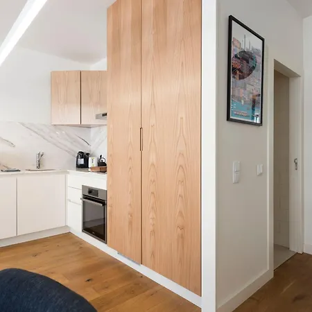 Daire Contemporary Flat Near Sao Bento By Lovelystay *
